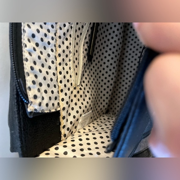 Street Level Faux leather Black Satchel - Picture 7 of 11